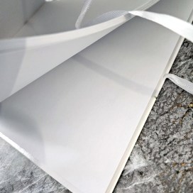 arany-feher-eskuvoi-vendegkonyv-ures-lapok2