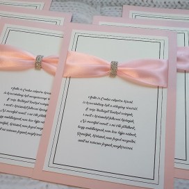 Női tanú és koszorúslány felkérő meghívó testvér képeslap egyedi különleges ajándék esküvőre | Isabell koszorúslány- tanú felkérő strasszos bross dísszel mályva