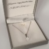 Örömanya szülőköszöntő női tanú és koszorúslány felkérő meghívó egyedi különleges ajándék ékszer esküvőre | Swarovski szív medálos nyaklánc díszdobozban egyedi üzenettel fehér dobozban