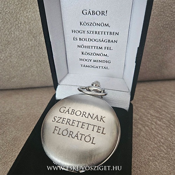 örömapa tanú szülőköszöntő nagyszülő férfi ajándek felkérő meghívó esküvőre, szálcsiszolt fém zsebóra esküvőre egyedi ajándék, esküvősziget 2