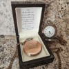 zsebora-rosegold-unisex-ferfi-noi-gravir-diszdoboz-eskuvosziget-eskuvo-nyugdij-szuletesnap-evfordulo-ajandek
