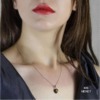 Örömanya szülőköszöntő női tanú és koszorúslány felkérő meghívó egyedi különleges ajándék ékszer esküvőre | Swarovski szív medálos nyaklánc díszdobozban egyedi üzenettel fehér dobozban